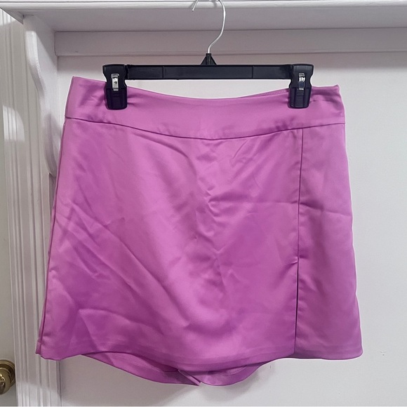 FINAL PRICE Flora Bea Pink Silky Skort - Picture 2 of 7